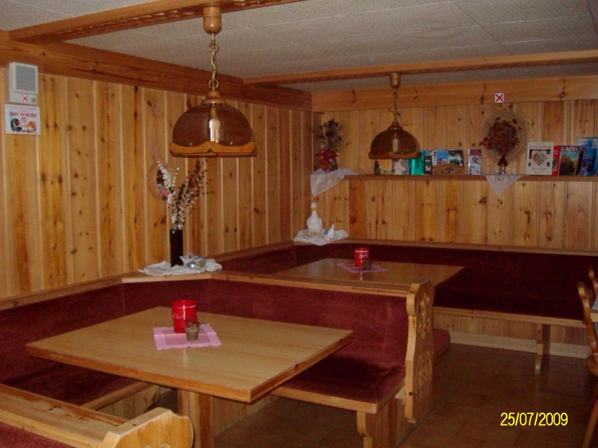 Elmes Bed & Breakfast La Villa  Luaran gambar
